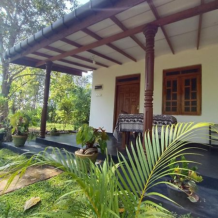 Sigiriya Hillside View Villa Exterior photo